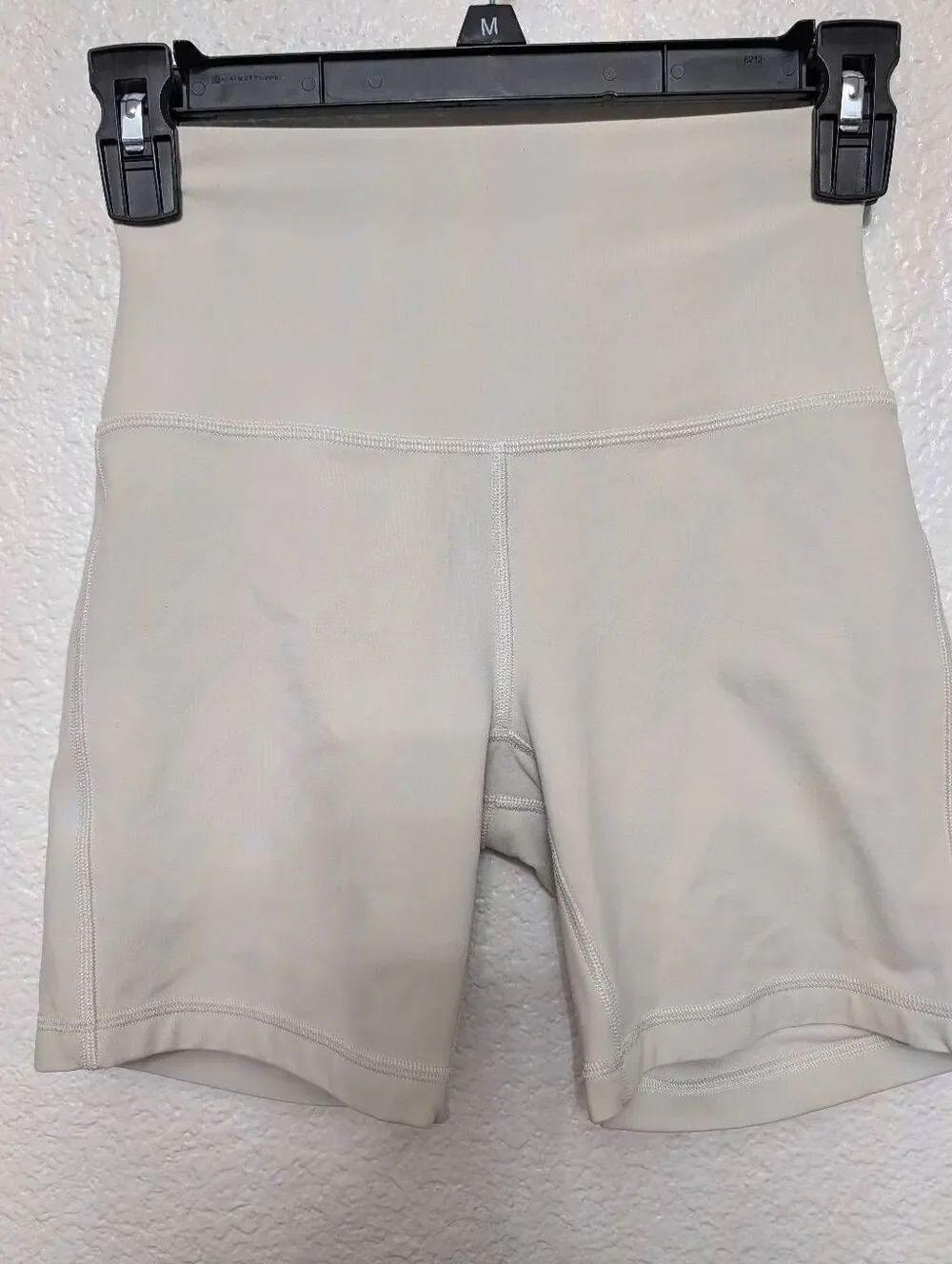 Lululemon short size 4